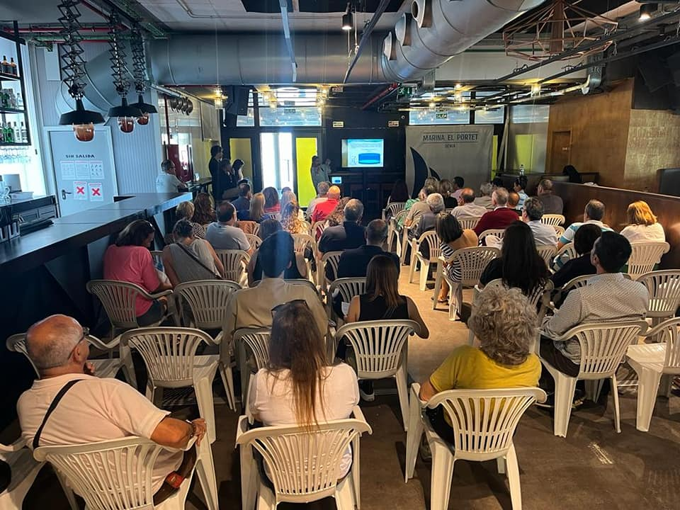 Charla sobre la vuelta de ballenas a Denia.